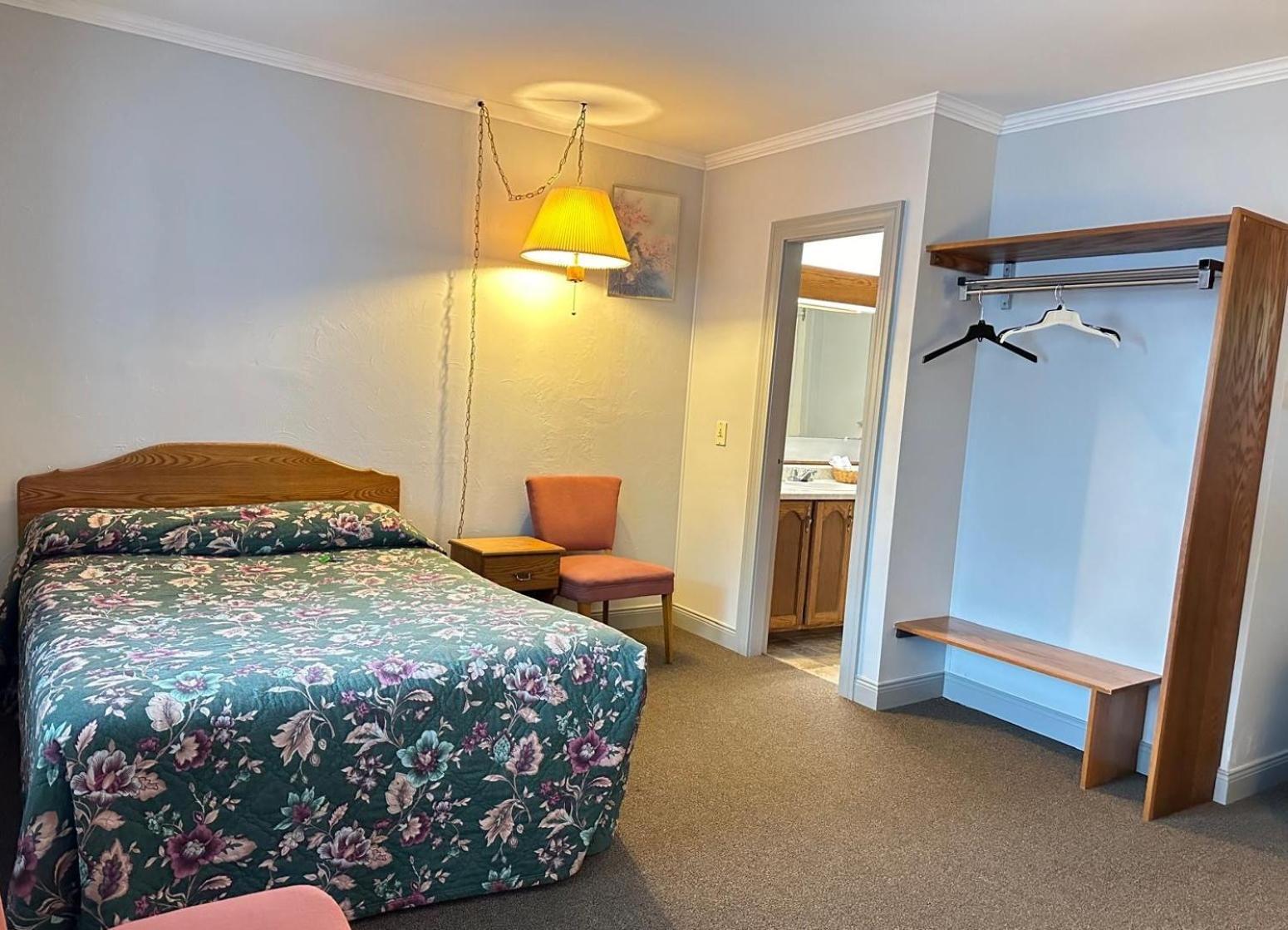Stiles Motel Hill View Woodstock Eksteriør bilde