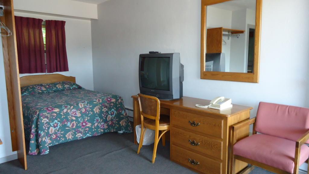 Stiles Motel Hill View Woodstock Eksteriør bilde